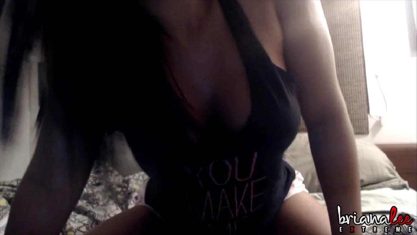 BrianaLeeExtreme Cam Fun XXX